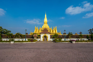 Naklejka premium Pha That Luang, Great Stupa in Vientine, Laos
