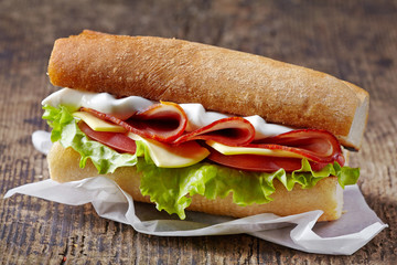 Sandwich with serrano ham and vegetables