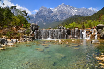 The Waterfalls of Alpine Mountain 