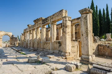 Papier Peint photo Rudnes Ruins of Hierapolis, now Pamukkale