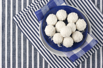 Coconut candies