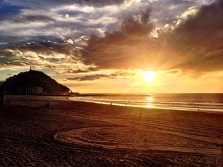 sunset at playa zurriola, san sebastian