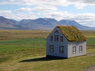 Haus in einsamer Landschaft, Island, Glaumbær