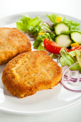 Fried pork chop with vegetables