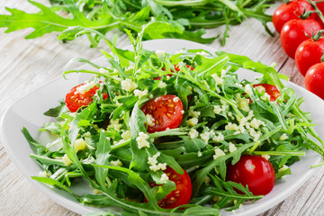 couscous salad with arugula and cherry tomatoes