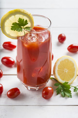 Zumo de tomate cherry, bloody mary, gazpacho, cocktail