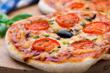 Vegetarian mini pizza