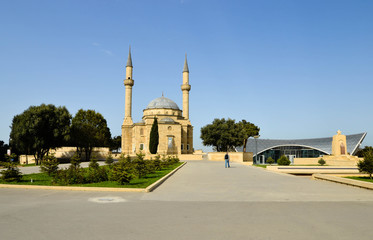 Fototapeta na wymiar Mosque in Baku