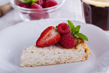 Healthy cheesecake with oats