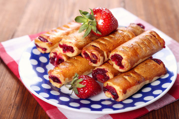 cakes with strawberry
