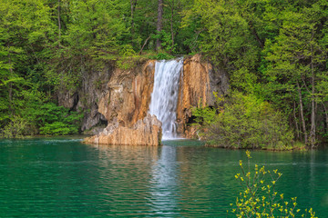 Fototapeta na wymiar Waterfall in the Plitvice Lakes