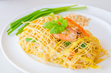 Pad thai