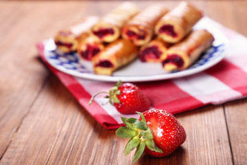 cakes with strawberry