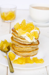 pancakes with caramelized apples