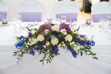 wedding table flowers