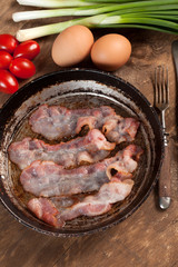 Fried the bacon.