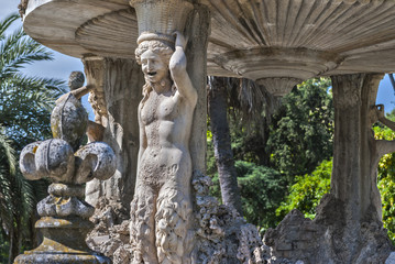 statua