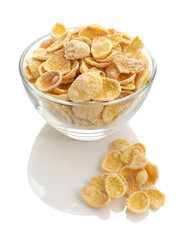 Cornflakes in a glass bowl