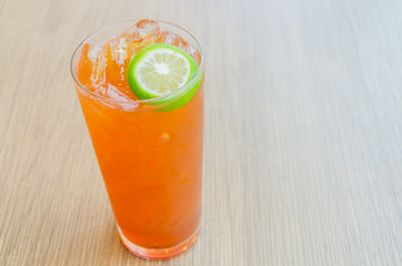 iced lemon tea