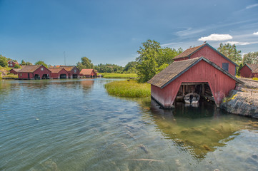 Obraz premium Summer in Sweden – Harstena island in the archipelago of Gryt