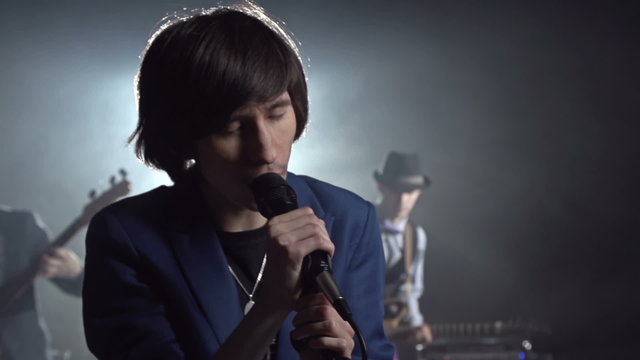 Singing Heart Out
