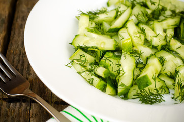 cucumber salad with dill