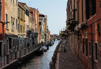 Fototapeta na wymiar Канал в Венеции