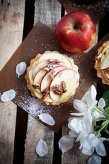 Apple tartlets