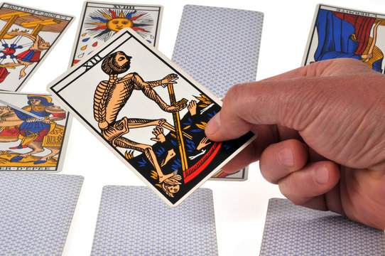 Voyance par le tarot de Marseille