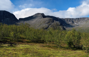 Mounts Vudyavrchorr and Takhtarvumchorr in Khibiny Mountains