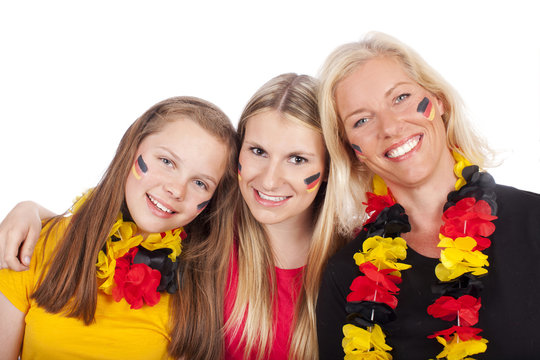 Drei weibliche Fussballfans