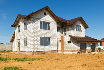 Fototapeta na wymiar new home currently under construction