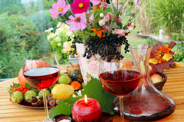 Rotwein auf der Terrasse