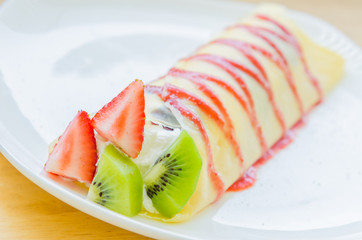 Fruit crepe cake
