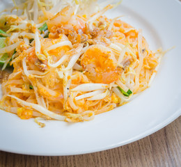 Pad thai