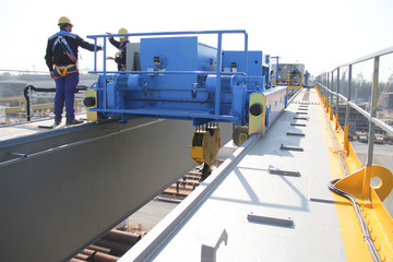 hoist on rail
