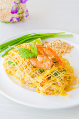 Pad thai