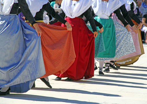 Robes proven&ccedil;ales
