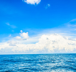 Obraz na płótnie Canvas Tropical ocean