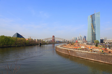 Frankfurt am Main, Blick aus Ost (April 2014)