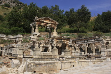 Ephèse la fontaine de Trajan