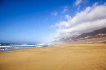 Fototapeta na wymiar Cofete beach, Fuerteventura, Canary Island