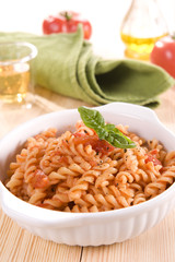 Pasta with tomato sauce