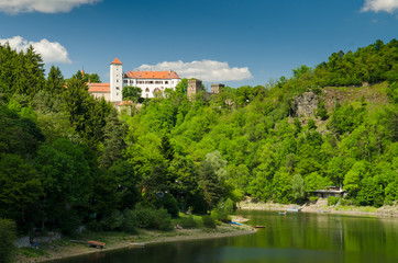 Fototapeta na wymiar Bitov castle over the Vranov Dam on the river Thaya