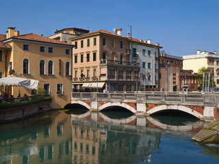Fototapeta na wymiar Treviso, Brücke über die Sile / Venetien / Italien