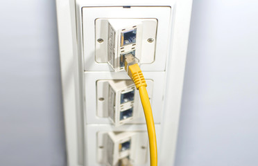 In-line server