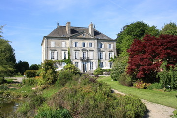 Fototapeta na wymiar château de bretagne