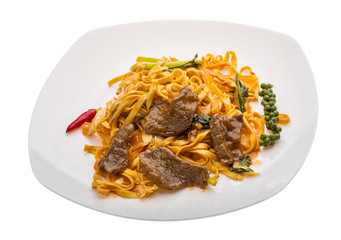 Fried noodles with beef