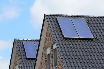 Doppelhaus mit Solarthermie