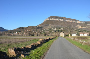 Millau , paysage de l' Aveyron 
